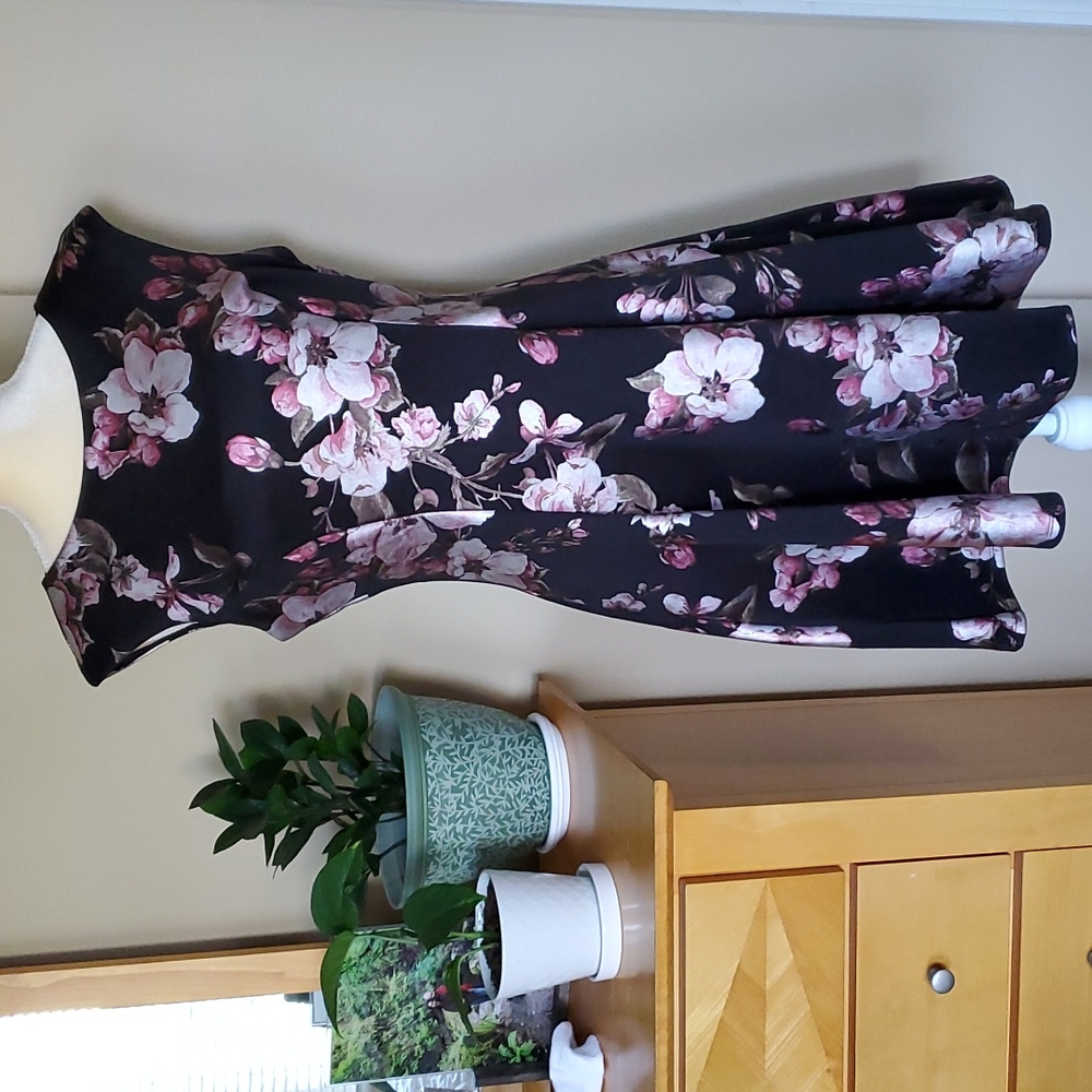 Luxoligy Dress
